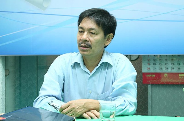 Toàn cảnh giao lưu trực tuyến: Giải pháp nào ngăn tiêu cực trong kỳ thi THPT quốc gia? - 3 PGS.TS Trần Văn Tớp, Phó Hiệu trưởng trường ĐH Bách khoa Hà Nội trong buổi giao lưu trực tuyến.