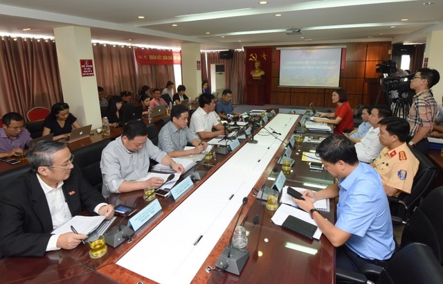 Tàu trên cao Cát Linh - Hà Đông: Vận tốc 35 km/h, vé đắt hơn buýt nhanh - 3 Buổi tọa đàm diễn ra tại báo Giao thông sáng 10/8