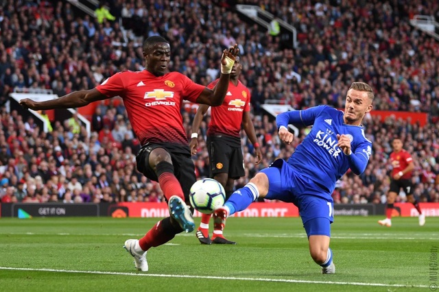 MU 2-1 Leicester: Pogba, Shaw đưa "Quỷ đỏ" tới chiến thắng - 4 MU 2-1 Leicester: Pogba, Shaw đưa "Quỷ đỏ" tới chiến thắng - 4