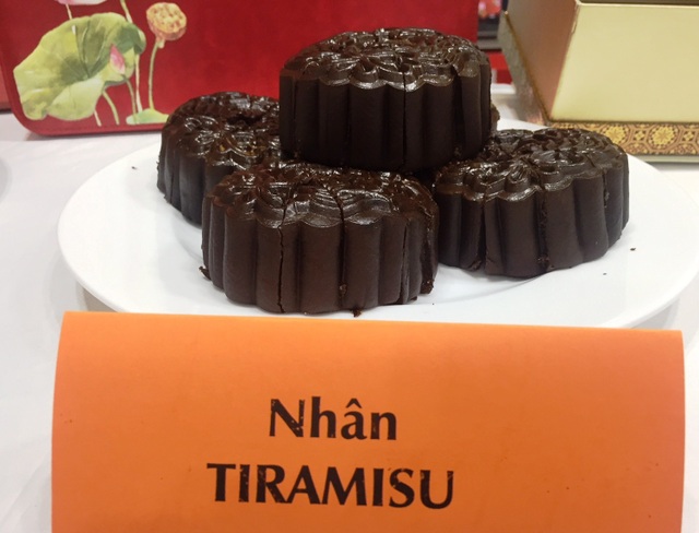 60.000 bánh trung thu Việt Nam xuất khẩu qua Mỹ - 1 Loại bánh trung thu nhân Tiramisu được khách hàng Mỹ ưa chuộng. Ảnh: Đại Việt