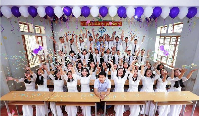Ấn tượng 2 lớp học có 100% thí sinh đỗ đại học vào những trường top 1 - 1 Lớp 12A1 THPT Đô Lương III có 100% học sinh đậu đại học.
