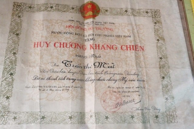 Mẹ mất vì ung thư, cha bị đánh chết, 2 chị em dang dở đường đến trường - 6 Mẹ mất vì ung thư, cha bị đánh chết, 2 chị em dang dở đường đến trường - 6
