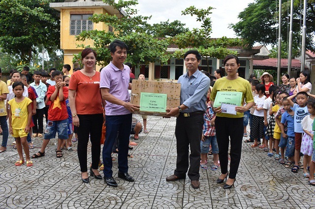 
Những học trò tại Trung tâm giáo dục trẻ khuyết tật huyện Lệ Thủy (Quảng Bình).
