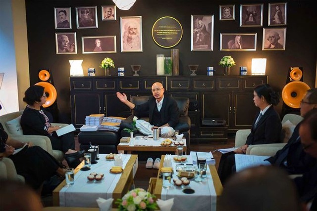 Ông Đặng Lê Nguyên Vũ bất ngờ gặp gỡ báo chí sau 5 năm "tịnh khẩu" - 7
Không phải mọi điều ông Vũ nói ai cũng hiểu. Mà người tri kỷ thì hiếm gặp... Ảnh: Tô Thanh Tân