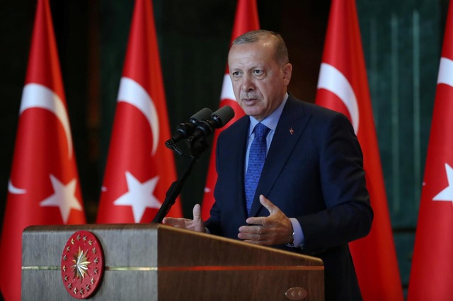 Tổng thống Thổ Nhĩ Kỳ "tố" Mỹ đâm sau lưng - 1
Tổng thống Thổ Nhĩ Kỳ Recep Erdogan (Ảnh: Reuters)