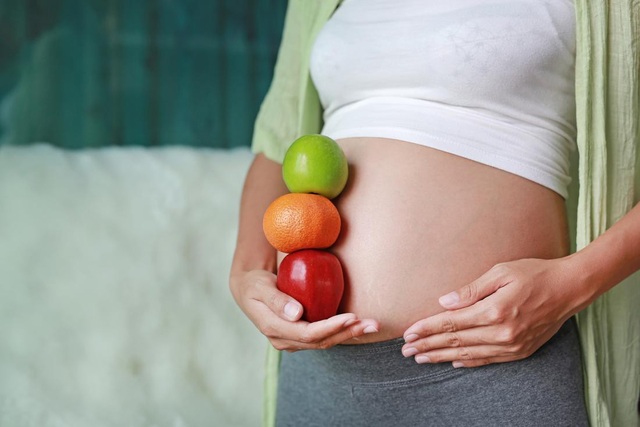 Nên ăn những loại trái cây nào khi mang thai? - 1 Trái cây cung cấp vitamin và chất dinh dưỡng cần thiết trong thai kỳ.