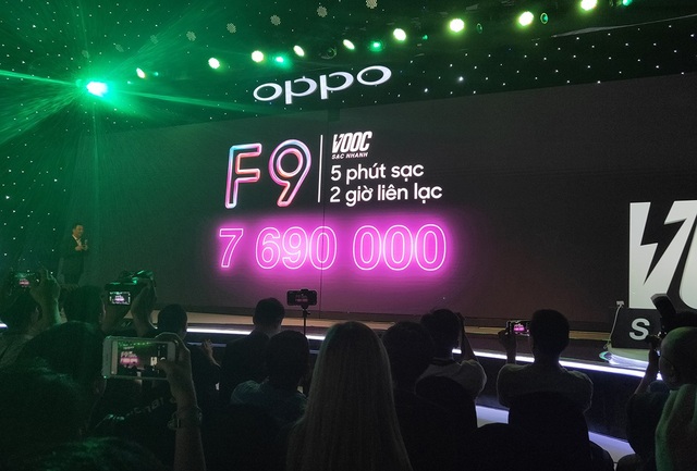 Oppo F9 có công nghệ sạc pin nhanh ra mắt tại Việt Nam, giá 7,69 triệu đồng - 4 Oppo F9 có công nghệ sạc pin nhanh ra mắt tại Việt Nam, giá 7,69 triệu đồng - 4