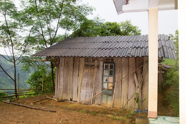 Một ngày theo chân cô giáo vùng cao trèo đèo, lội suối dạy học - 10 Một ngày theo chân cô giáo vùng cao trèo đèo, lội suối dạy học - 10