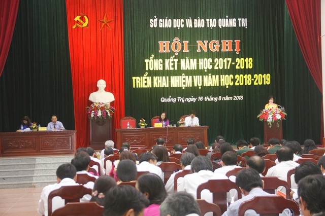 Quảng Trị: Đổi mới chương trình giáo dục phổ thông, sắp xếp lại mạng lưới giáo dục - 1
Ngày 16/8, Sở Giáo dục và Đào tạo Quảng Trị tổ chức Hội nghị tổng kết năm học 2017 - 2018, triển khai nhiệm vụ năm học 2018 - 2019.