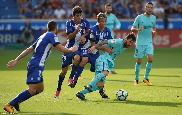 Lionel Messi vẫn là điểm tựa trong lối chơi của Barcelona