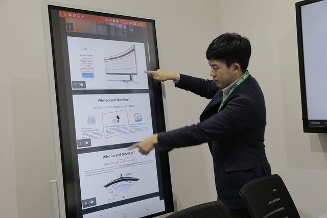 Samsung trình diễn giải pháp màn hình chiếu và kiểm soát an ninh tại Việt Nam - 2 Samsung trình diễn giải pháp màn hình chiếu và kiểm soát an ninh tại Việt Nam - 2