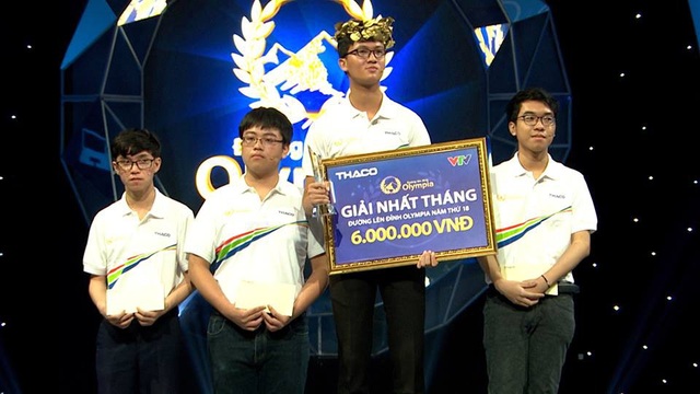 "Hot boy" Phan Đình Phùng giành vé vào cuộc thi quý cuối cùng Olympia 2018 - 2 Minh Đức sẽ có mặt trong cuộc thi Quý 4, cuộc thi quyết định ai là người cuối cùng có mặt trong trận chung kết Đường lên đỉnh Olympia 2018.