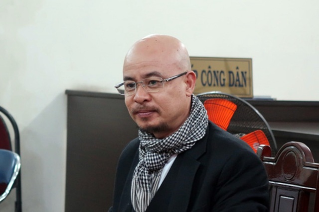 Ông chủ Trung Nguyên đề xuất 2 vấn đề; cổ phiếu Hà Văn Thắm bị kê biên - 1 Ông Đặng Lê Nguyên Vũ tại buổi hòa giải.