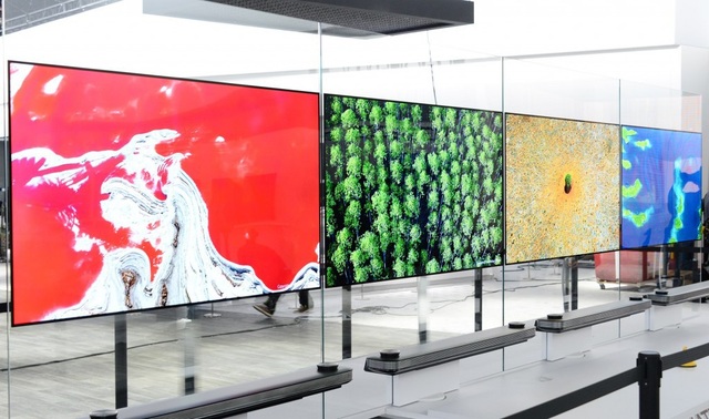 LG “thống trị” thị trường TV OLED toàn cầu - 1 Dòng TV dán tường của LG – LG OLED Signature W gây ấn tượng mạnh bởi độ siêu mỏng chỉ 2,57mm ra mắt thị trường 2017
