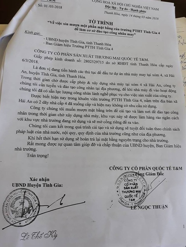 Ngăn khuôn viên trường cho công ty may vào hoạt động - 3 Tờ trình của công ty được ông Lê Thế Kỳ, Phó Chủ tịch UBND huyện Tĩnh Gia ký xác nhận cho vào trường mượn đất.