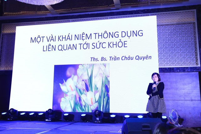 Khám phá tường tận về Saffron dưới góc nhìn chuyên gia - 1
BS Châu Quyên tư vấn về công dụng của nhụy hoa nghệ tây trong lễ ra mắt thương hiệu Saffron Việt Nam hồi tháng 12/2017