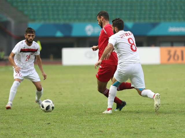 Syria và Uzbekistan giành vé vào tứ kết bóng đá nam Asiad 2018 - 1 Trận đấu giữa Syria và Palestine diễn ra rất gây cấn