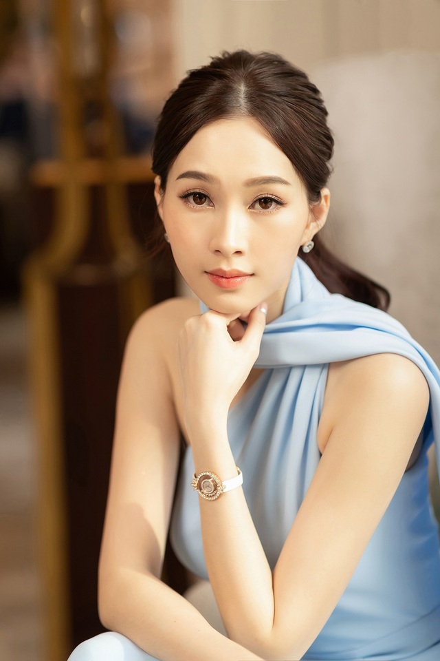 Hoa hậu Đặng Thu Thảo lần đầu “tái xuất” sau khi sinh con - 8 Không giấu niềm vui khi nhắc đến con gái, hoa hậu Đặng Thu Thảo chia sẻ: “Đối với Thảo, từng khoảnh khắc được bên con là hạnh phúc nhất nên Thảo luôn thấy việc mình chăm con, chơi với con là niềm vui chứ không phải vì nhiệm vụ gì cả”.
