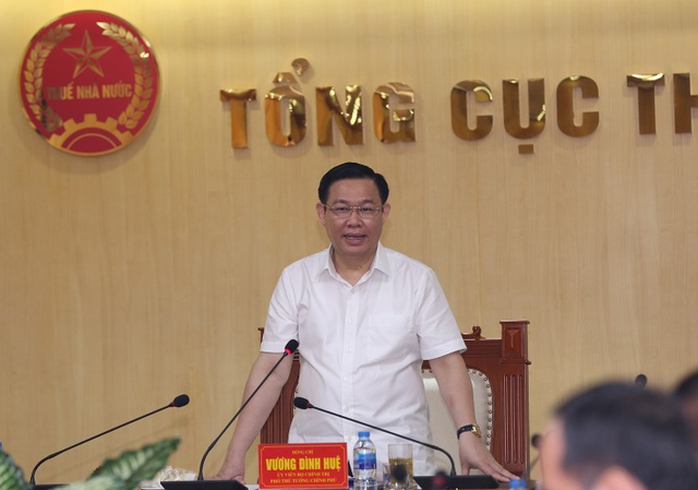 Mua hoá đơn từ doanh nghiệp “ma” để gian lận hoàn thuế? - 1 Phó Thủ tướng Vương Đình Huệ