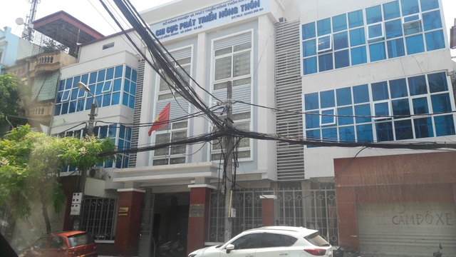 Hà Nội: Chi Cục trưởng bổ nhiệm con làm Phó phòng rồi… về hưu - 1 Chi cục Phát triển nông thôn thuộc Sở Nông nghiệp và Phát triển nông thôn Hà Nội đang nảy sinh nhiều chuyện ồn ào dư luận (Ảnh: Thế Kha).