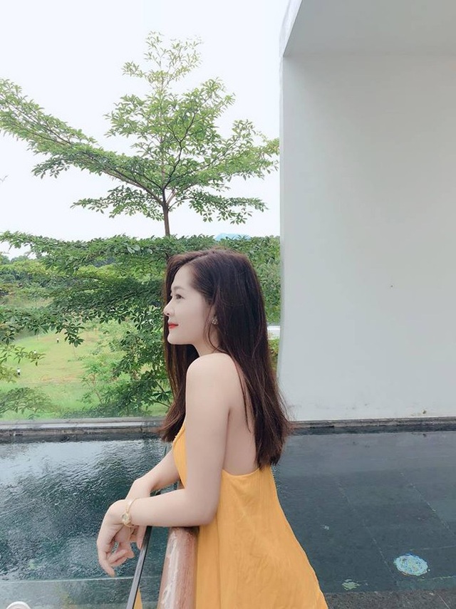 Đồng hương Văn Toàn có một fan girl bóng đá xinh đẹp thế này! - 18 Đồng hương Văn Toàn có một fan girl bóng đá xinh đẹp thế này! - 18