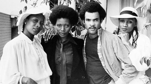 Những ca khúc bất hủ của Boney M - 1
Các thành viên Boney M thời mới ra mắt. Từ trái qua: Maizie Williams, Liz Mitchell, Bobby Farrell, Marcia Barrett.
