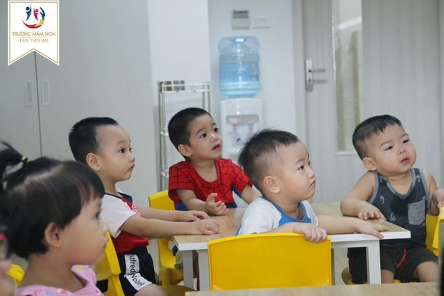 Mầm non - Độ tuổi vàng kích hoạt, phát triển tư duy toán học - 2 Chương trình kích hoạt phát triển tư duy toán” của PGS.TS Lê Anh Vinh thu hút và kích thích sáng tạo trẻ nhỏ