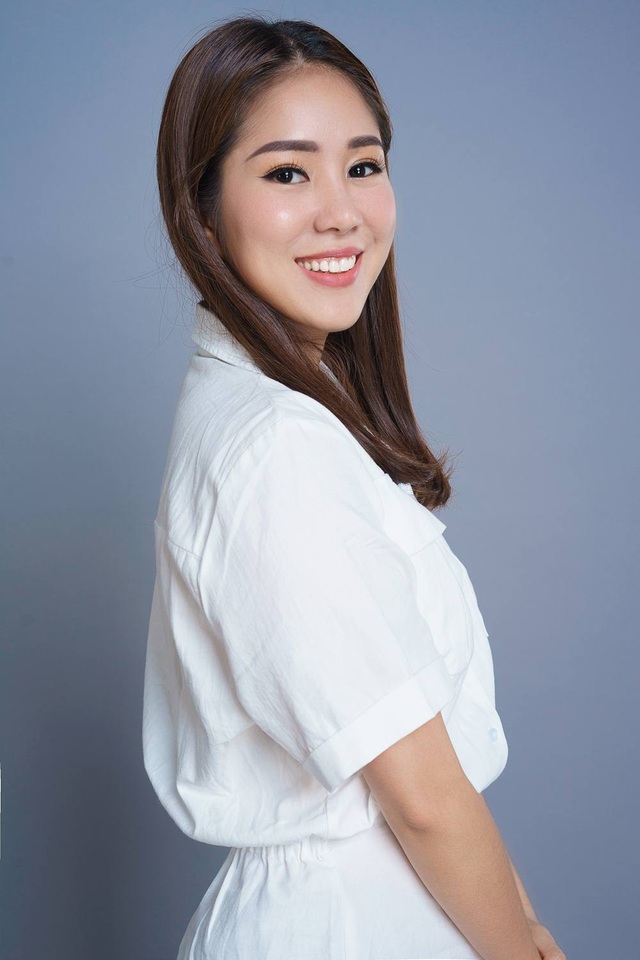 3 chị em “không đội trời chung” trong phim có tình bạn thân thiết ngoài đời - 5 Lời chia sẻ của Lê Phương hay những bức ảnh chụp selfie của bộ ba khi được Thúy Ngân, Phương Hằng đăng tải lên trang cá nhân luôn nhận được sự quan tâm từ đông đảo người hâm mộ.