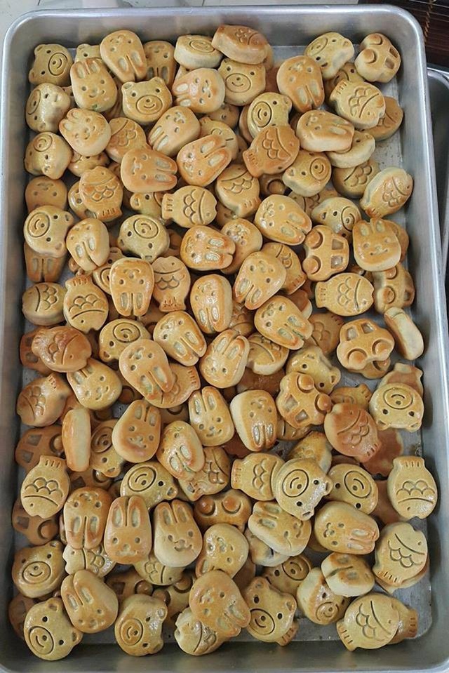 Mê mẩn với những bánh trung thu mini hình con thú ngộ nghĩnh - 7 Mê mẩn với những bánh trung thu mini hình con thú ngộ nghĩnh - 7