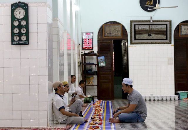Thánh Đường Hồi giáo gần 1 thế kỷ giữa Sài Gòn - 13 Thánh Đường Hồi giáo gần 1 thế kỷ giữa Sài Gòn - 13