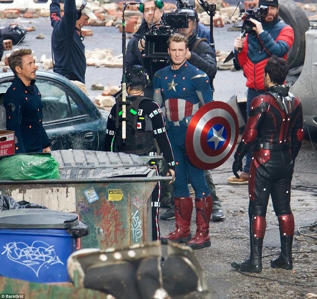 “Đột nhập” phim trường “Biệt đội siêu anh hùng 4” - 11 “Avengers 4” được Marvel đặt kỳ vọng là điểm mốc của sự chuyển mình trong dòng phim siêu anh hùng do hãng này sản xuất.