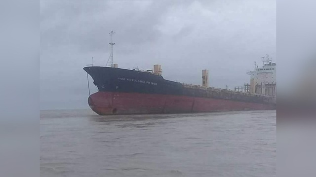 Tàu "ma" dạt vào bờ biển Myanmar sau 9 năm mất tích - 1
Tàu Sam Ratulangi PB 1600 xuất hiện sau gần 10 năm mất tích. (Ảnh: Yangon Police)