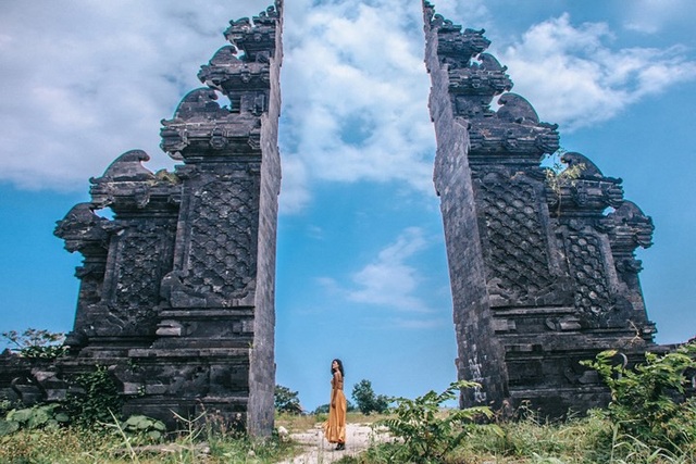Siêu mẫu Trang Lạ gợi cảm cùng chồng đại gia khám phá thiên đường Bali - 8 Siêu mẫu Trang Lạ gợi cảm cùng chồng đại gia khám phá thiên đường Bali - 8