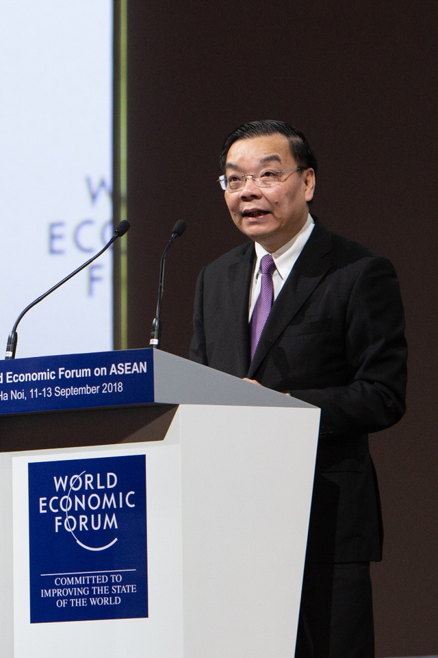 WEF ASEAN 2018: Châu Á sẽ vượt qua Mỹ trong cuộc chiến sáng tạo - 1
ông Chu Ngọc Anh, Bộ trưởng Bộ Khoa học và Công nghệ, phát biểu tại Diễn đàn mở: ASEAN 4.0 cho tất cả?