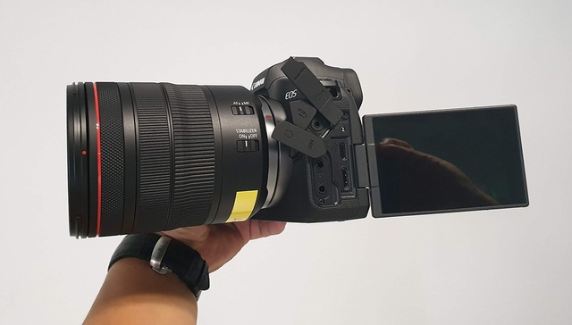 Trên tay máy ảnh mirroless full-frame đầu tiên của Canon tại Việt Nam - 5 Trên tay máy ảnh mirroless full-frame đầu tiên của Canon tại Việt Nam - 5