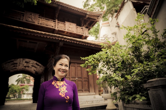 NSƯT Diệu Thuần: "Tôi thỏa mãn với gia đình nhỏ bé của mình" - 2 NSƯT Diệu Thuần: "Tôi thỏa mãn với gia đình nhỏ bé của mình" - 2