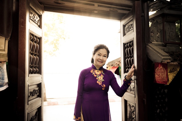 NSƯT Diệu Thuần: "Tôi thỏa mãn với gia đình nhỏ bé của mình" - 7 NSƯT Diệu Thuần: "Tôi thỏa mãn với gia đình nhỏ bé của mình" - 7