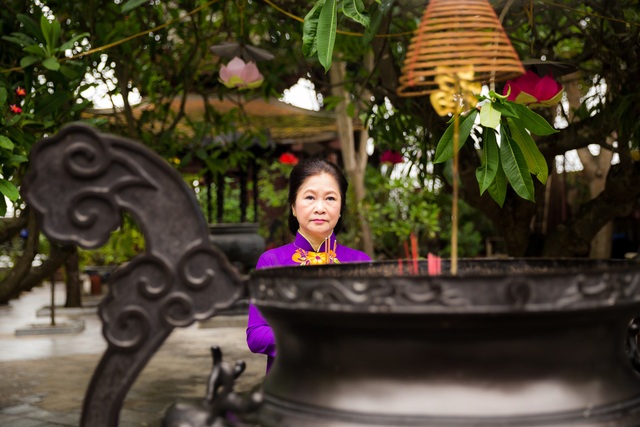 NSƯT Diệu Thuần: "Tôi thỏa mãn với gia đình nhỏ bé của mình" - 5 NSƯT Diệu Thuần: "Tôi thỏa mãn với gia đình nhỏ bé của mình" - 5