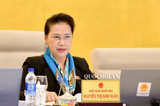 Chủ tịch Quốc hội Nguyễn Thị Kim Ngân: Giờ tôi thấy thương bọn trẻ con quá, sao học hành khổ sở quá vậy?.