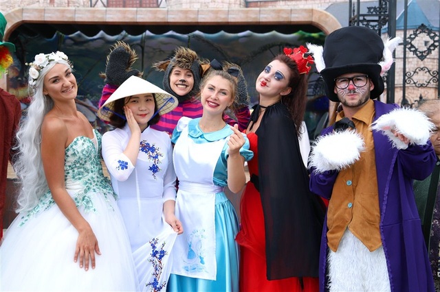 Phiêu lưu trong xứ sở Halloween thần tiên trên đỉnh Bà Nà - 1 Phiêu lưu trong xứ sở Halloween thần tiên trên đỉnh Bà Nà - 1