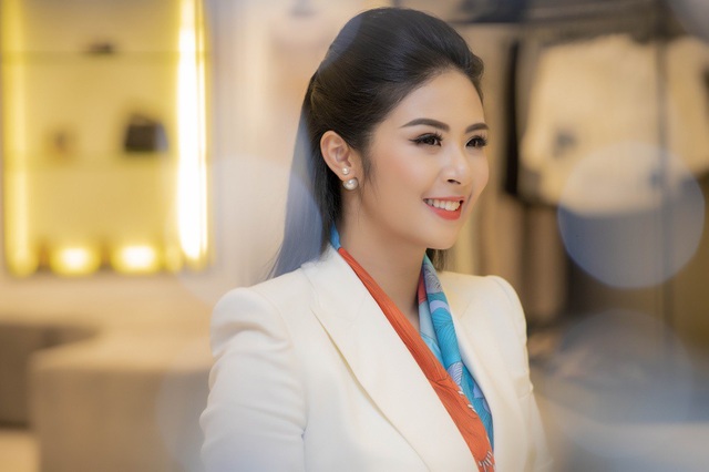 Nhã Phương gầy tong teo, một mực giữ im lặng trước ngày cưới - 8 Sự kiện còn có nhiều gương mặt nổi tiếng khác như Hoa hậu Ngọc Hân.