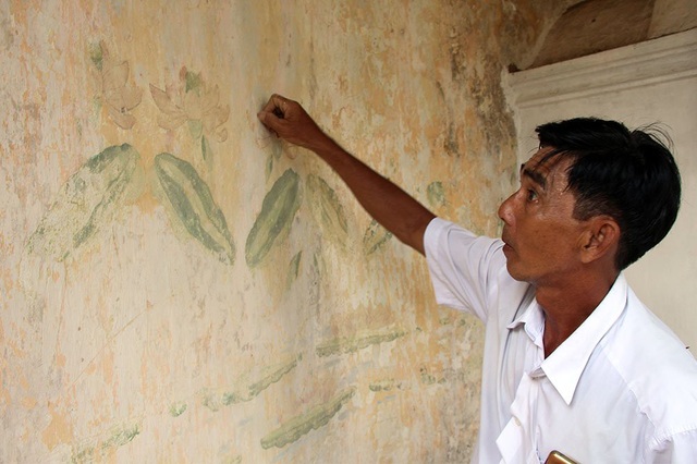 Bí ẩn ngôi mộ cổ hoành tráng như cung điện ở miền Tây - 7 Các bức tường bên trong khu mộ cổ ẩn chứa những hoa văn được vẽ sắc nét