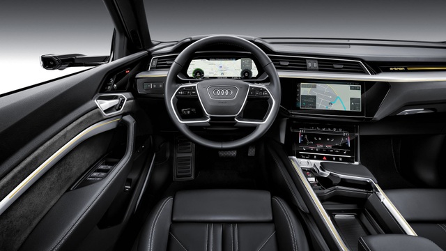 Audi e-tron SUV khuấy động phân khúc xe sang chạy điện - 11 Audi e-tron SUV khuấy động phân khúc xe sang chạy điện - 11