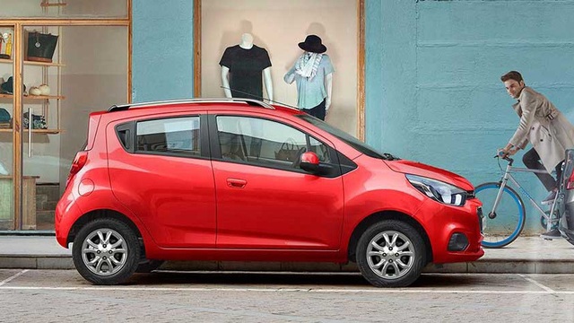 Điểm mặt những mẫu xe rẻ nhất thị trường Việt Nam - 3 Chevrolet Spark có 6 tùy chọn màu sơn ngoại thất