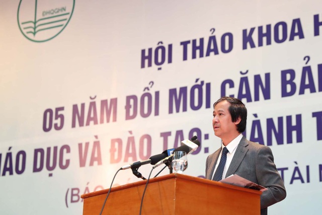 Giáo dục sau "5 năm đổi mới căn bản toàn diện": Nhiều kết quả nhưng còn hạn chế, yếu kém - 2
PGS.TS Nguyễn Kim Sơn- Giám đốc ĐHQGHN