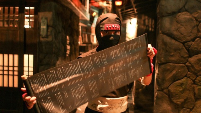 Trải nghiệm ẩm thực độc đáo tại nhà hàng “ninja” của Nhật Bản - 2 Trải nghiệm ẩm thực độc đáo tại nhà hàng “ninja” của Nhật Bản - 2