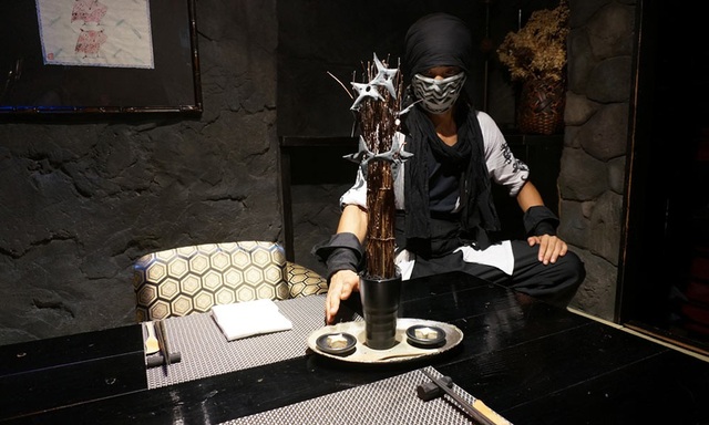 Trải nghiệm ẩm thực độc đáo tại nhà hàng “ninja” của Nhật Bản - 5 Trải nghiệm ẩm thực độc đáo tại nhà hàng “ninja” của Nhật Bản - 5