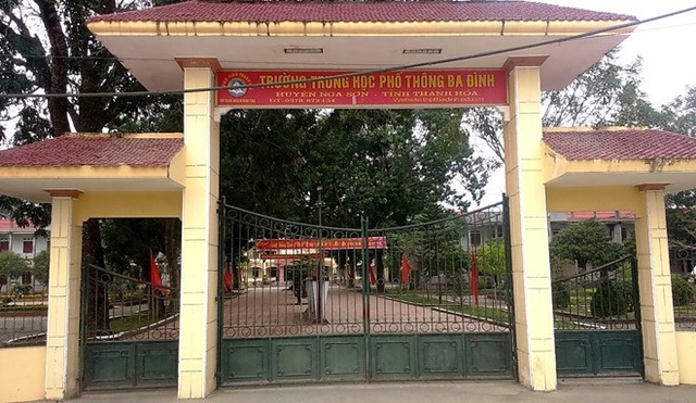 Thanh Hóa: Nhiều lãnh đạo trường bị xử lý kỷ luật - 1
Trường THPT Ba Đình (huyện Nga Sơn, Thanh Hóa) có hiệu trưởng bị kỷ luật cảnh cáo, khiển trách 2 phó hiệu trưởng tổ chức cho cán bộ, giáo viên đi tham quan học tập kinh nghiệm không đúng quy định.