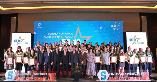EVNICT đạt danh hiệu 50 Doanh nghiệp CNTT hàng đầu Việt Nam 2018 - 1
Tập đoàn Điện lực Việt Nam xác định vai trò của EVNICT sẽ là đơn vị nòng cốt trong công cuộc thúc đẩy số hoá