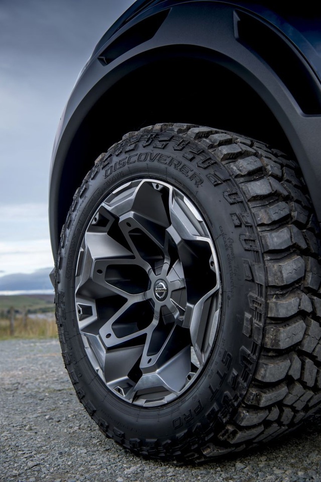 Có một Nissan Navara của bầu trời đêm - 10 Có một Nissan Navara của bầu trời đêm - 10